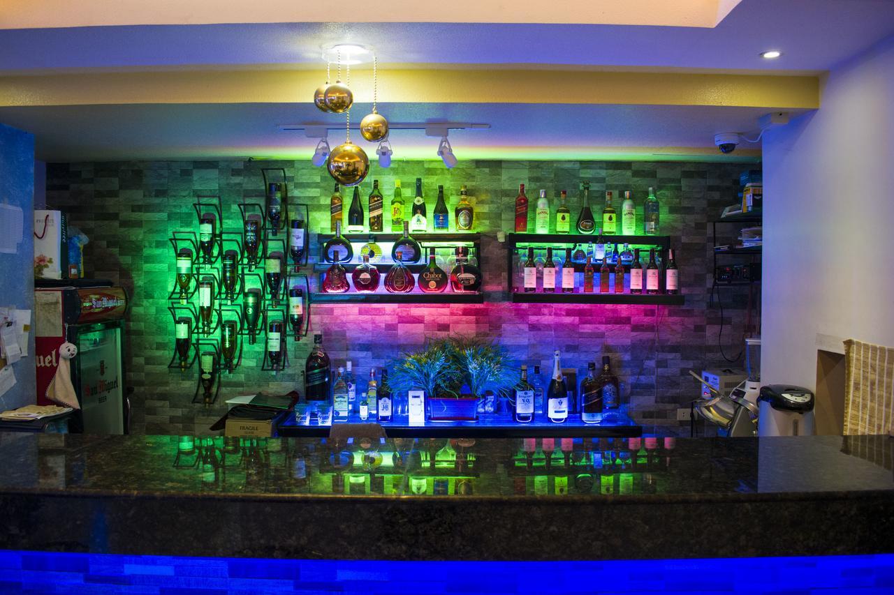 皇家大厦酒店 Tabaco 外观 照片